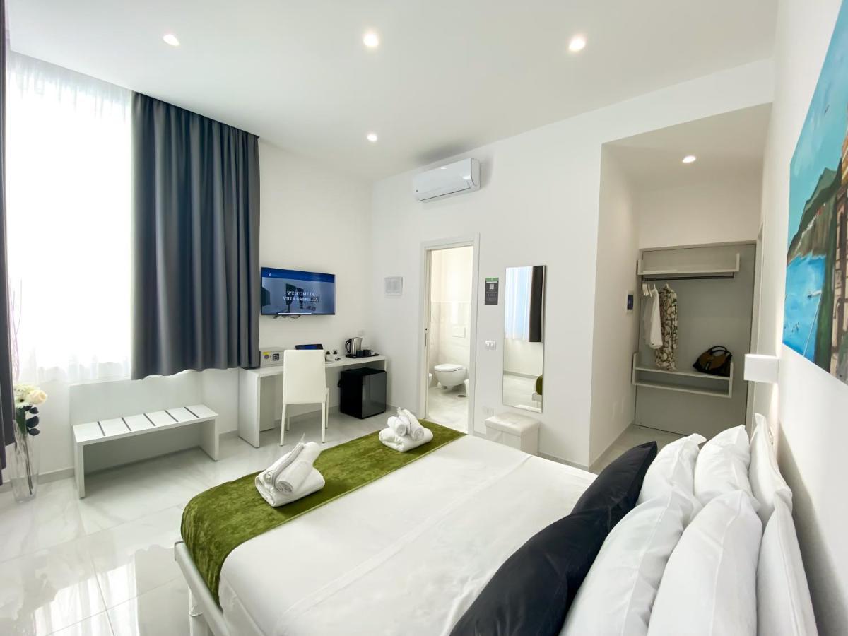 Villa Gabriella - Rooms & Breakfast سانتّانييلّو المظهر الخارجي الصورة