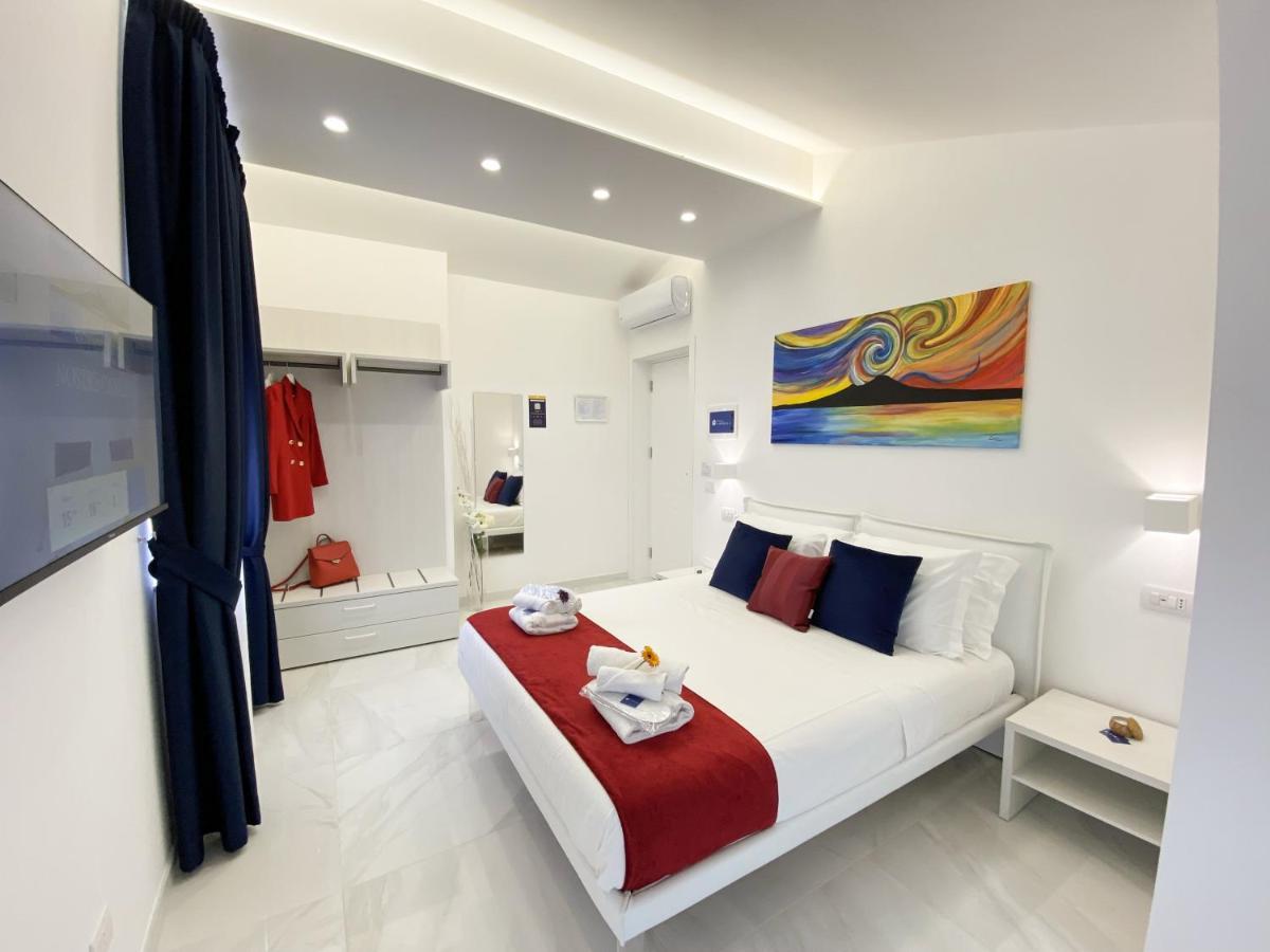Villa Gabriella - Rooms & Breakfast سانتّانييلّو المظهر الخارجي الصورة